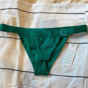 🌿Green NWT Medium FRANKIE’S BIKINIS bottoms🌿